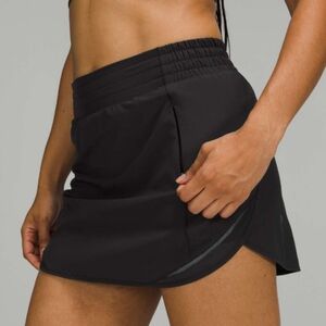 NWT Hotty Hot High-Rise Skirt size 8